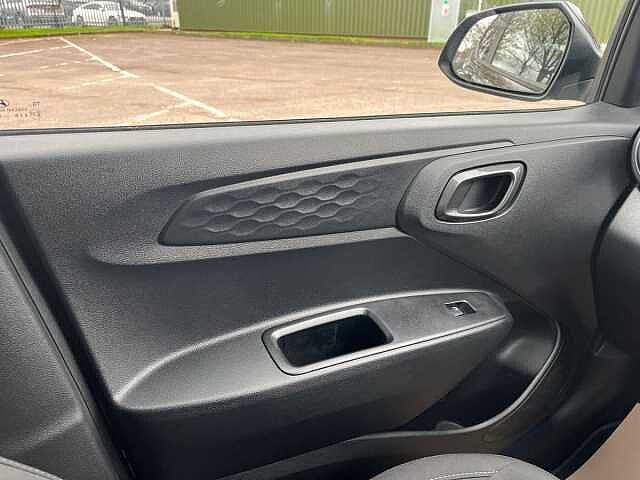 Hyundai i10 1.2 [79] Premium 5dr [Nav]