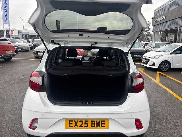 Hyundai i10 1.0 [63] Premium 5dr Auto [Nav]