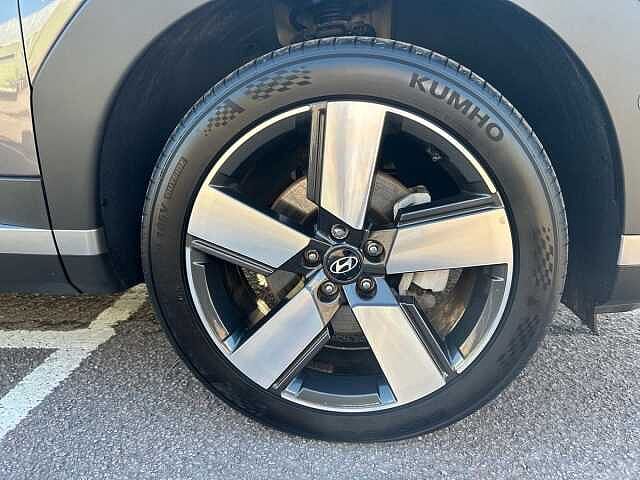 Hyundai Santa Fe 1.6 TGDi Plug-in Hybrid Ultimate 5dr 4WD Auto