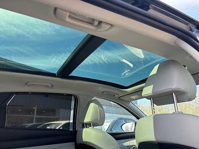 Hyundai TUCSON 1.6T Hybrid Ultimate 5dr Auto Black