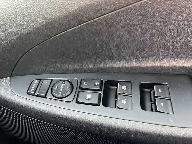 Hyundai TUCSON 1.6 GDi SE Nav 5dr 2WD Blue