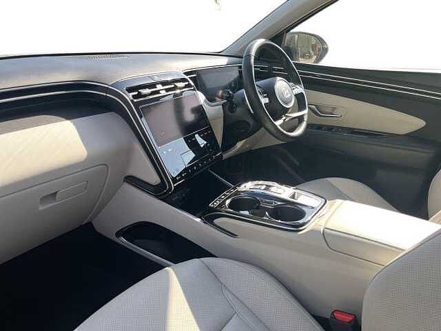 Hyundai TUCSON 1.6 TGDi Plug-in Hybrid Ultimate 5dr 4WD Auto White