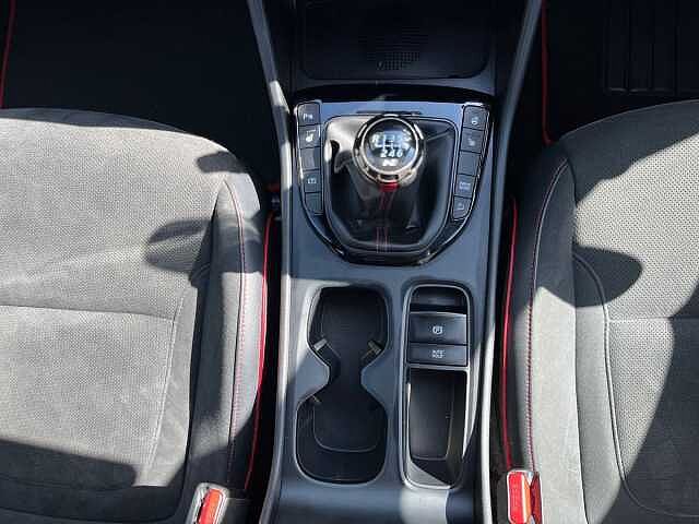 Hyundai TUCSON 1.6 TGDi N Line S 5dr 2WD White