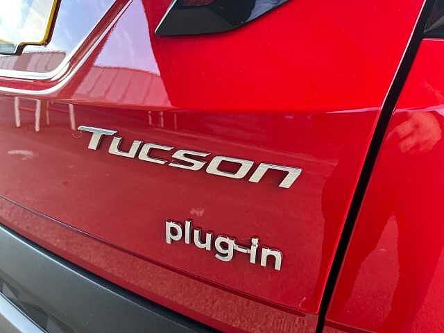 Hyundai TUCSON 1.6 TGDi Plug-in Hybrid Premium 5dr 4WD Auto Red