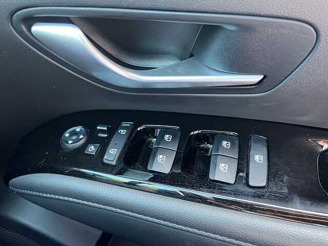 Hyundai TUCSON 1.6 TGDi Plug-in Hybrid Premium 5dr 4WD Auto Red
