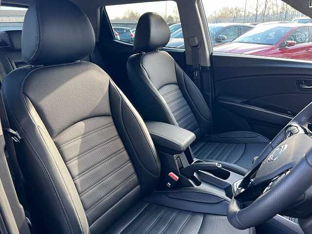 KGM Tivoli 1.5 K40 5dr