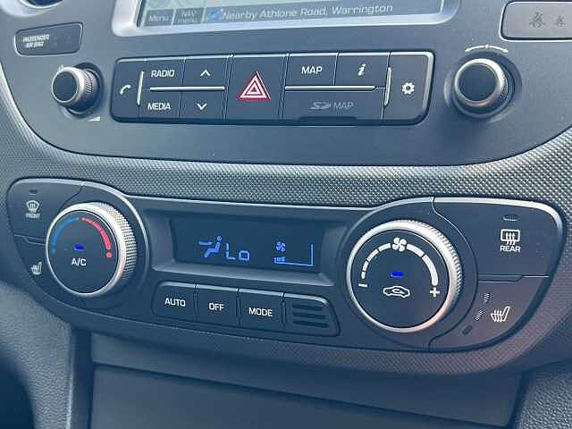 Hyundai i10 1.2 Premium SE 5dr Auto