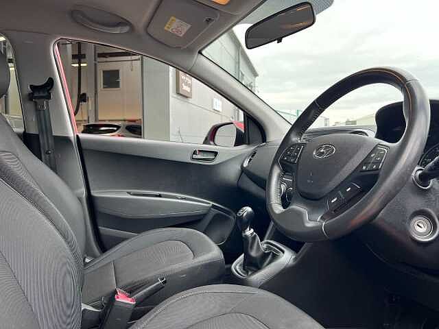 Hyundai i10 1.0 SE 5dr