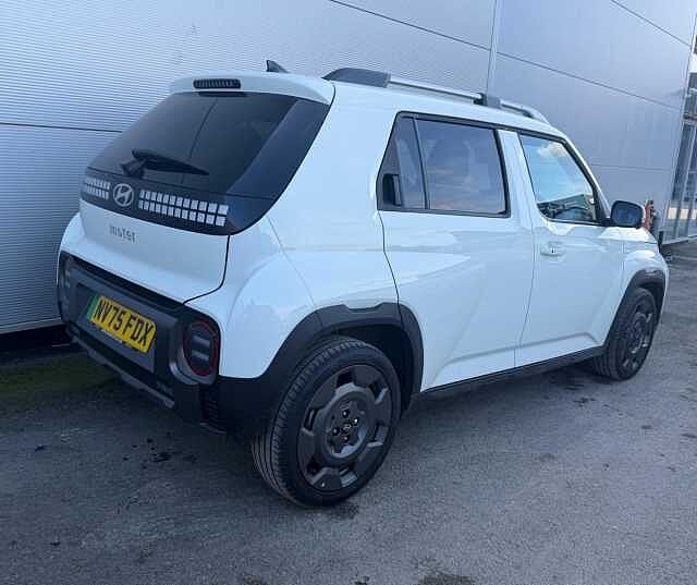 Hyundai INSTER Long Range 49kWh Cross Auto 5dr