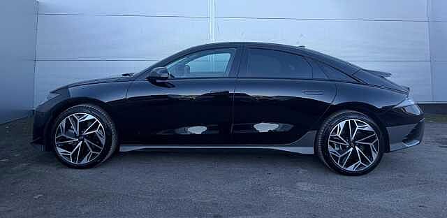 Hyundai IONIQ 6 77.4kWh Ultimate Auto 4dr Black