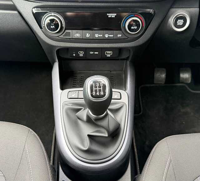 Hyundai I10 1.0 Premium Euro 6 (s/s) 5dr White