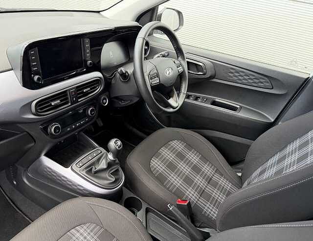 Hyundai I10 1.0 Premium Euro 6 (s/s) 5dr White