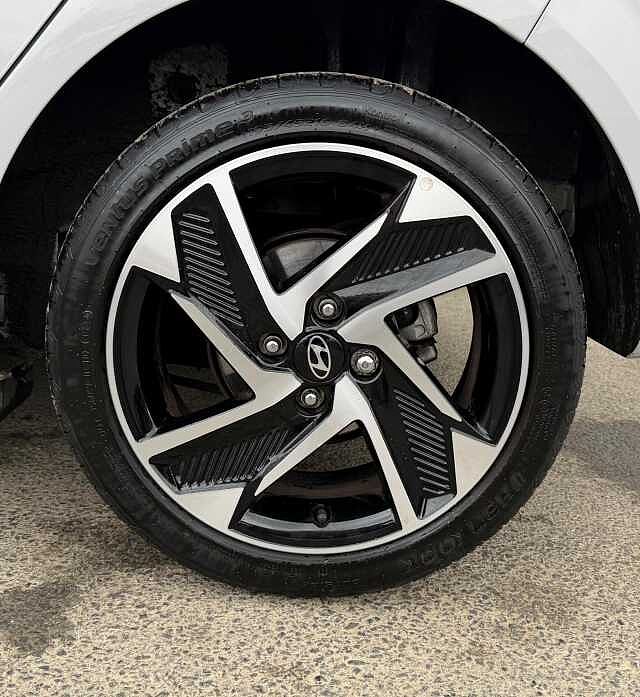 Hyundai I10 1.0 [63] Premium 5dr Auto [Nav] Grey