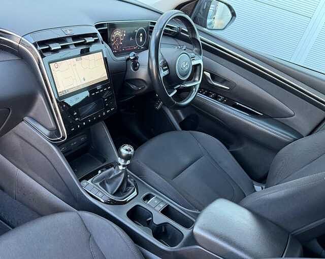 Hyundai TUCSON 1.6 T-GDi MHEV SE Connect Euro 6 (s/s) 5dr Red