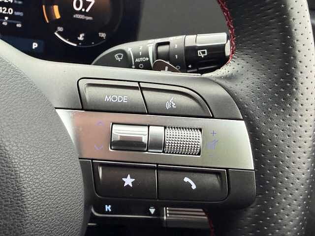 Hyundai KONA 1.6T 138 N Line 5dr DCT Red