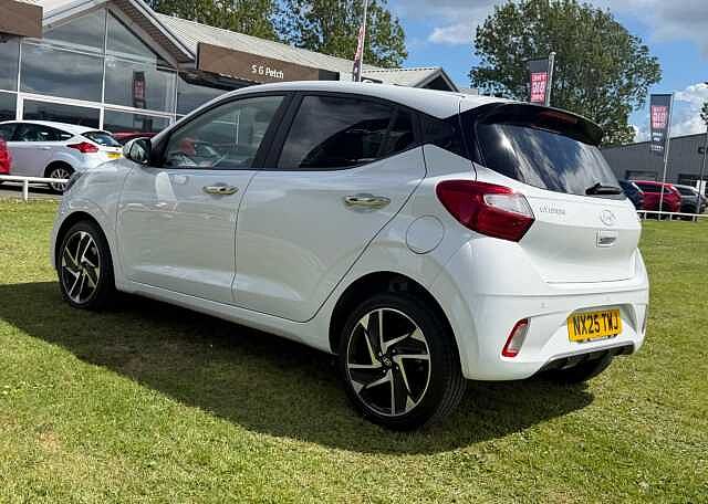 Hyundai I10 1.0 [63] Premium 5dr [Nav] White