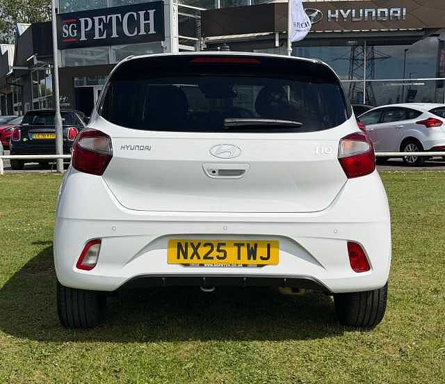 Hyundai I10 1.0 [63] Premium 5dr [Nav] White