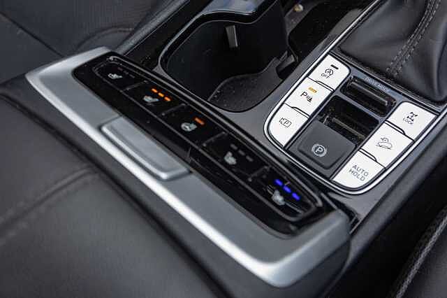 Hyundai TUCSON 1.6 TGDi 48V MHD 180 Ultimate 5dr 4WD DCT