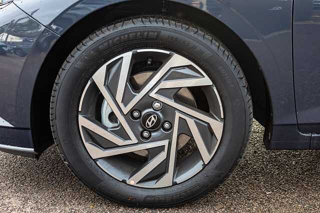 Hyundai i20 1.0T GDi Advance 5dr