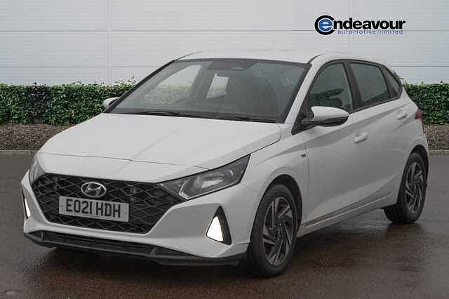 Hyundai I20 1.0T GDi 48V MHD SE Connect 5dr White