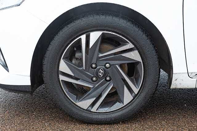 Hyundai I20 1.0T GDi 48V MHD SE Connect 5dr White