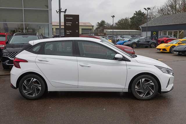 Hyundai I20 1.0T GDi 48V MHD SE Connect 5dr White