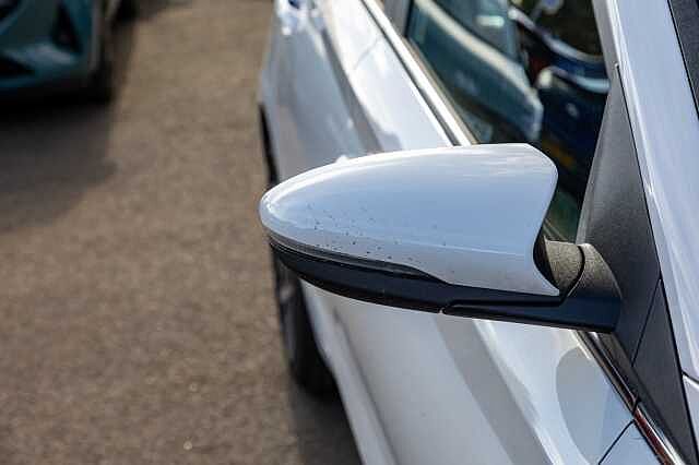 Hyundai I20 1.0T GDi 90 Tech Line 5dr White