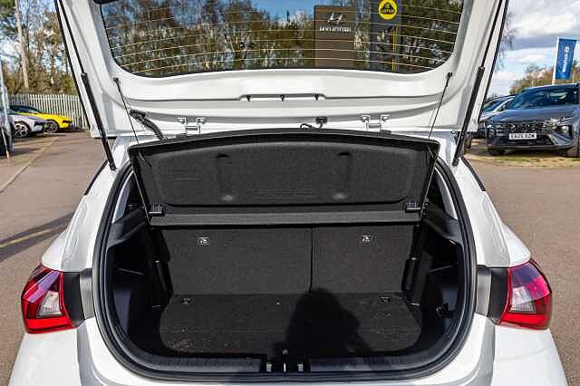 Hyundai I20 1.0T GDi 90 Tech Line 5dr White