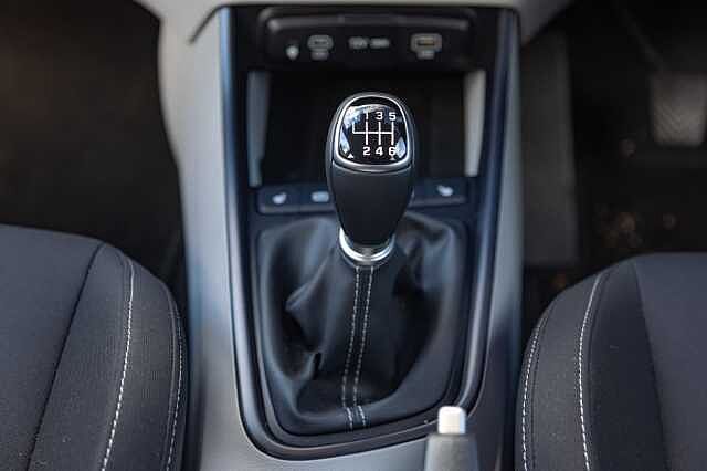 Hyundai I20 1.0T GDi 90 Tech Line 5dr White