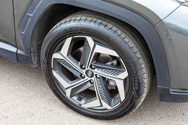 Hyundai TUCSON 1.6 TGDi Plug-in Hybrid Premium 5dr 4WD Auto