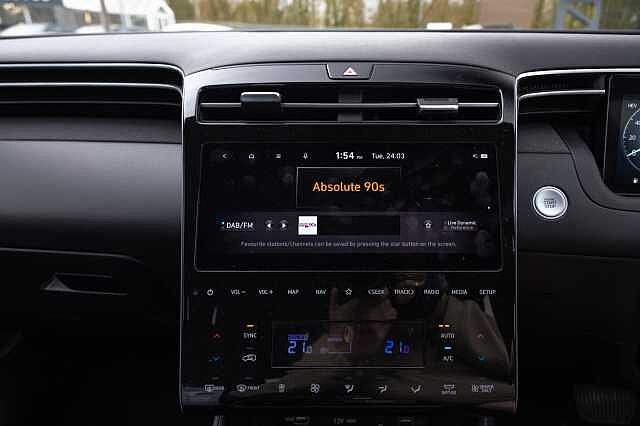 Hyundai TUCSON 1.6 TGDi Plug-in Hybrid Premium 5dr 4WD Auto