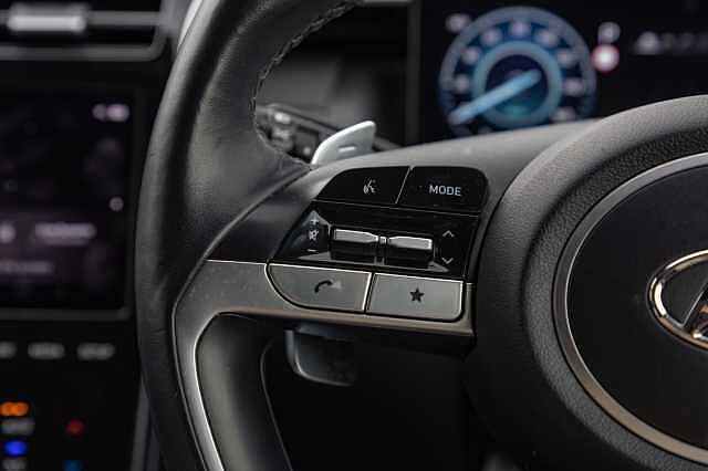Hyundai TUCSON 1.6 TGDi Plug-in Hybrid Premium 5dr 4WD Auto