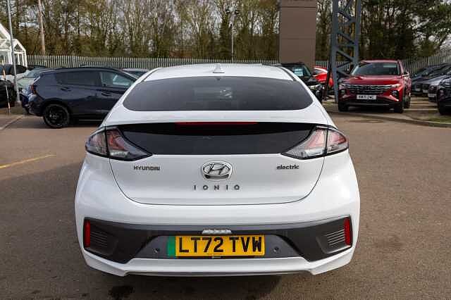 Hyundai IONIQ 100kW Premium SE 38kWh 5dr Auto White