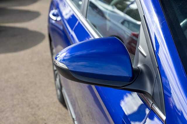 Hyundai IONIQ 100kW Premium 38kWh 5dr Auto