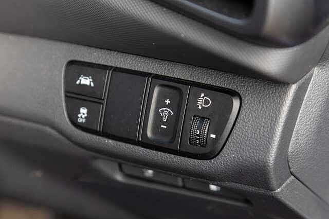 Hyundai IONIQ 100kW Premium 38kWh 5dr Auto