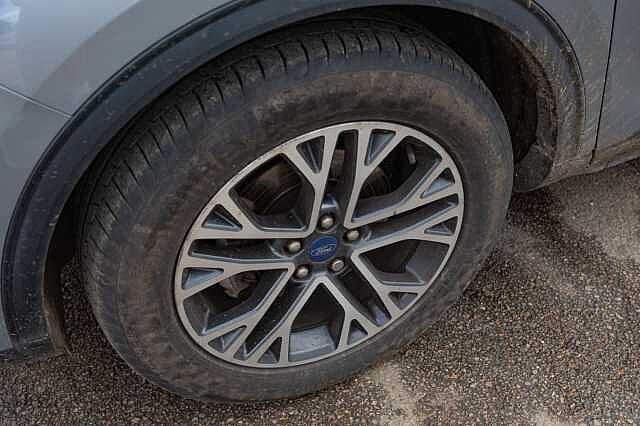 Ford Kuga 1.5 EcoBoost 150 Titanium Edition 5dr