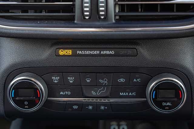 Ford Kuga 1.5 EcoBoost 150 Titanium Edition 5dr