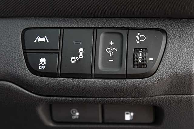 Hyundai IONIQ 100kW Premium SE 38kWh 5dr Auto