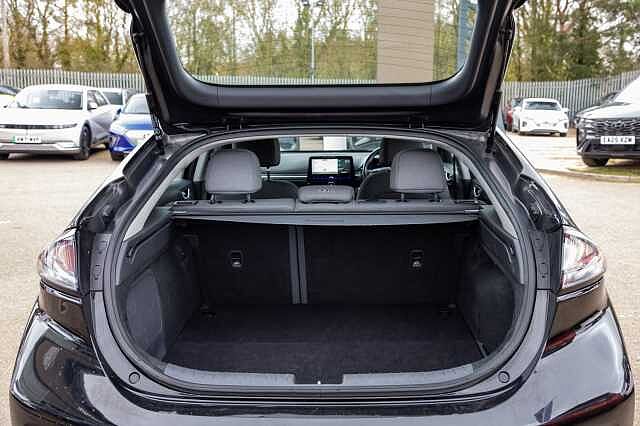 Hyundai IONIQ 100kW Premium 38kWh 5dr Auto Black