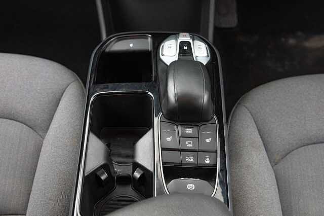 Hyundai IONIQ 100kW Premium 38kWh 5dr Auto Black