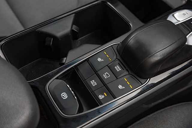 Hyundai IONIQ 100kW Premium 38kWh 5dr Auto Black