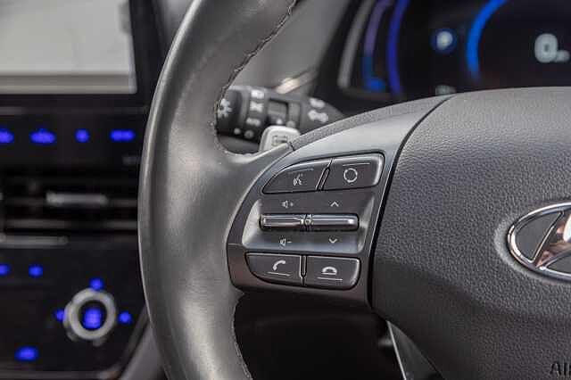 Hyundai IONIQ 100kW Premium 38kWh 5dr Auto
