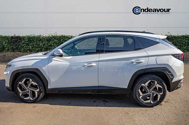 Hyundai TUCSON 1.6 TGDi Hybrid 230 Premium 5dr 2WD Auto White