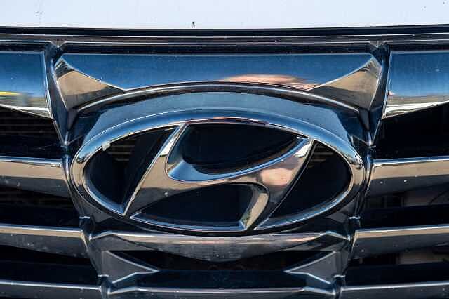 Hyundai TUCSON 1.6 TGDi Hybrid 230 Premium 5dr 2WD Auto White