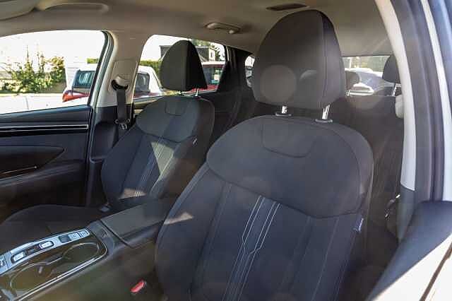 Hyundai TUCSON 1.6 TGDi Hybrid 230 Premium 5dr 2WD Auto White