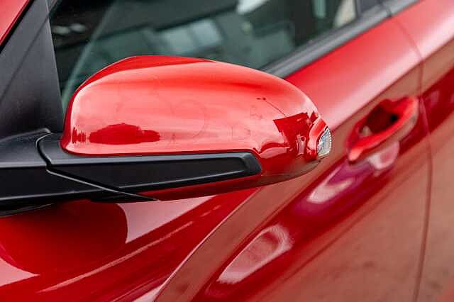 Hyundai KONA 1.6 GDi Hybrid Ultimate 5dr DCT Red