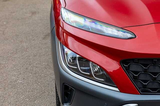 Hyundai KONA 1.6 GDi Hybrid Ultimate 5dr DCT Red