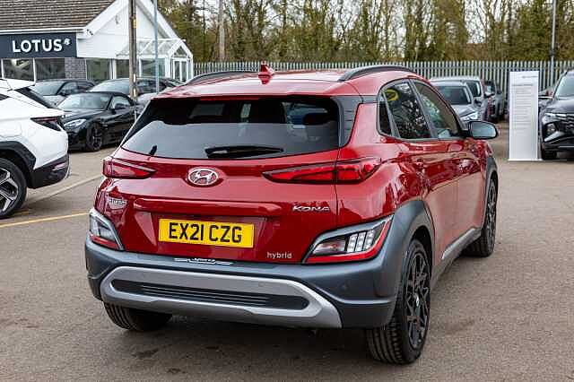 Hyundai KONA 1.6 GDi Hybrid Ultimate 5dr DCT Red