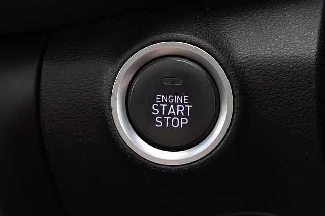 Hyundai KONA 1.6 GDi Hybrid Ultimate 5dr DCT Red