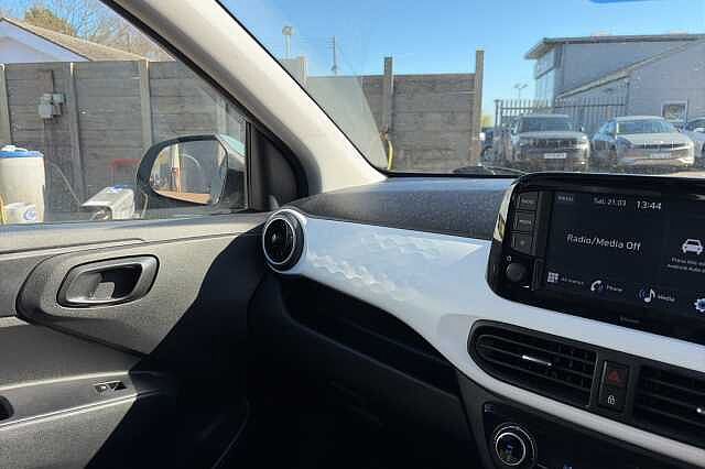 Hyundai I10 1.0 MPi Premium 5dr Green